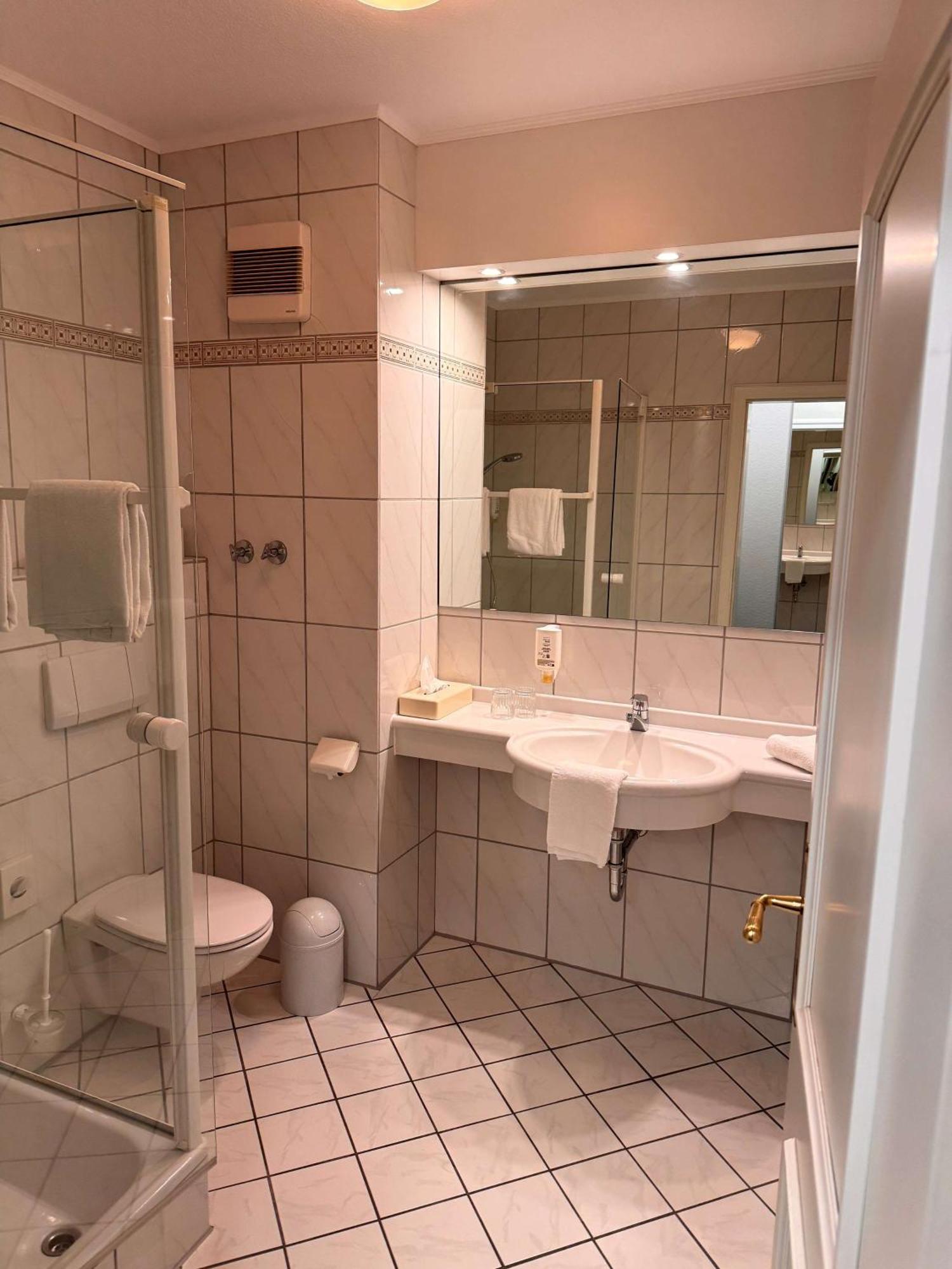 Hotel & Restaurant Schoenau Peine Eksteriør billede